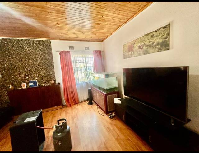 3 BEDROOM HOUSE FOR SALE IN VANDERBIJLPARK SW 1